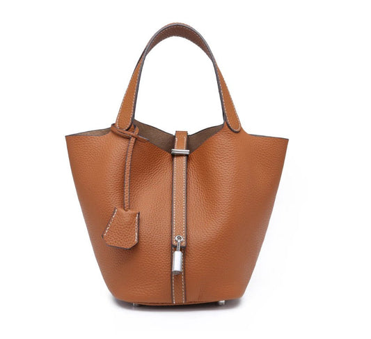 Amelia | Elegant Bucket Bag