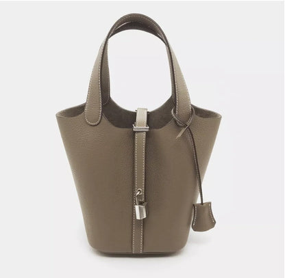 Amelia | Elegant Bucket Bag